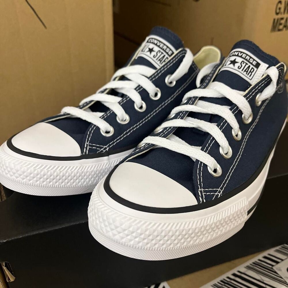 Converse Men's Navy and Blue Trainers
